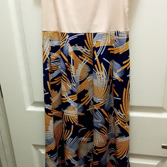 Pink and Blue Patterned Dress - Picture 2 of 6